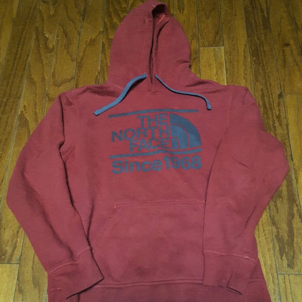 The North Face Red Graphic Hoodie Men’s Large Since 1968